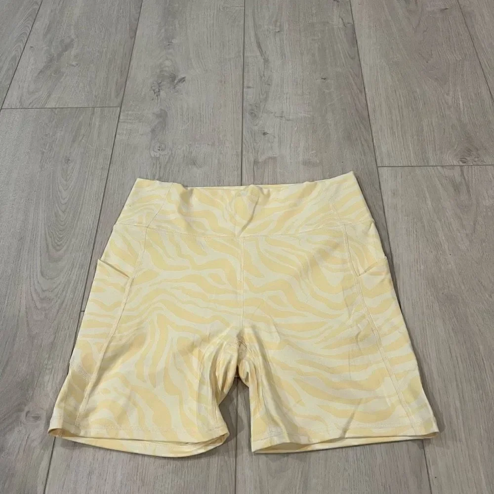 FABLETICS Sign In Oasis PureLuxe High-Waisted 6' Short size XL